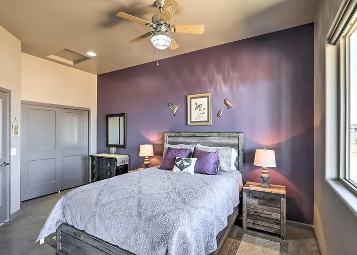 Modern Home: Walk To Wineries + Pets Welcome Holiday home *