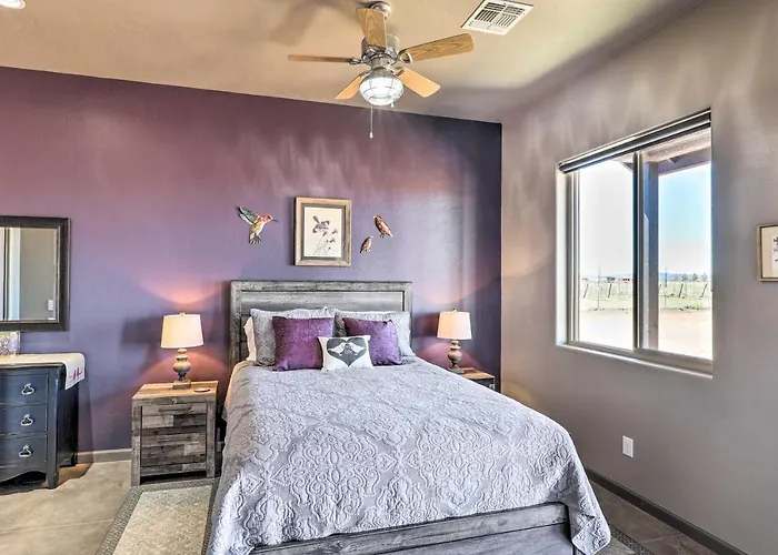 Modern Home: Walk To Wineries + Pets Welcome *